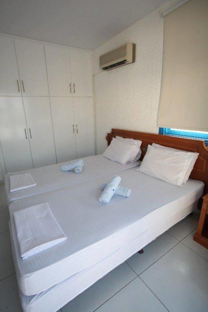 פרוטאראס Aphentrika Apartments מראה חיצוני תמונה